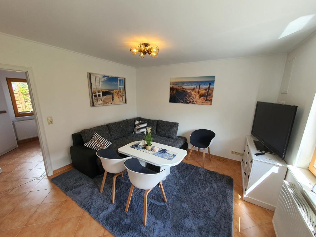 Ferienwohnung Oerni Koserow エクステリア 写真